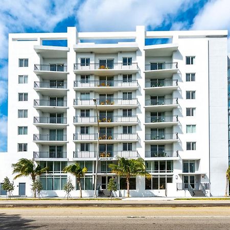 Roami At Grove 27 Apartment Маями Екстериор снимка
