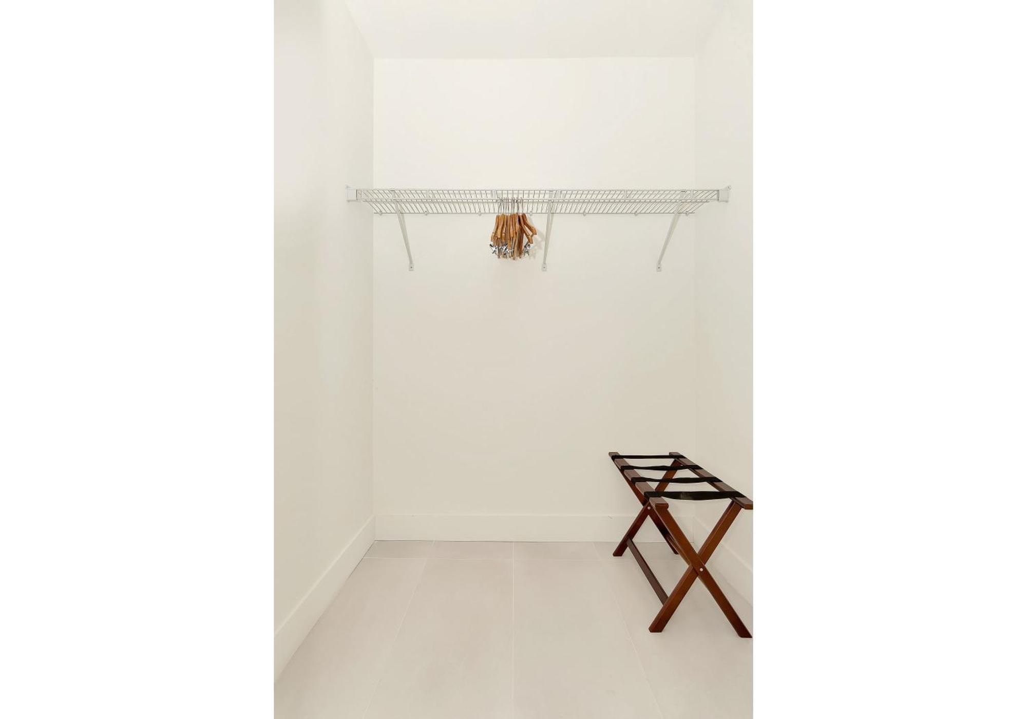 Roami At Grove 27 Apartment Маями Стая снимка