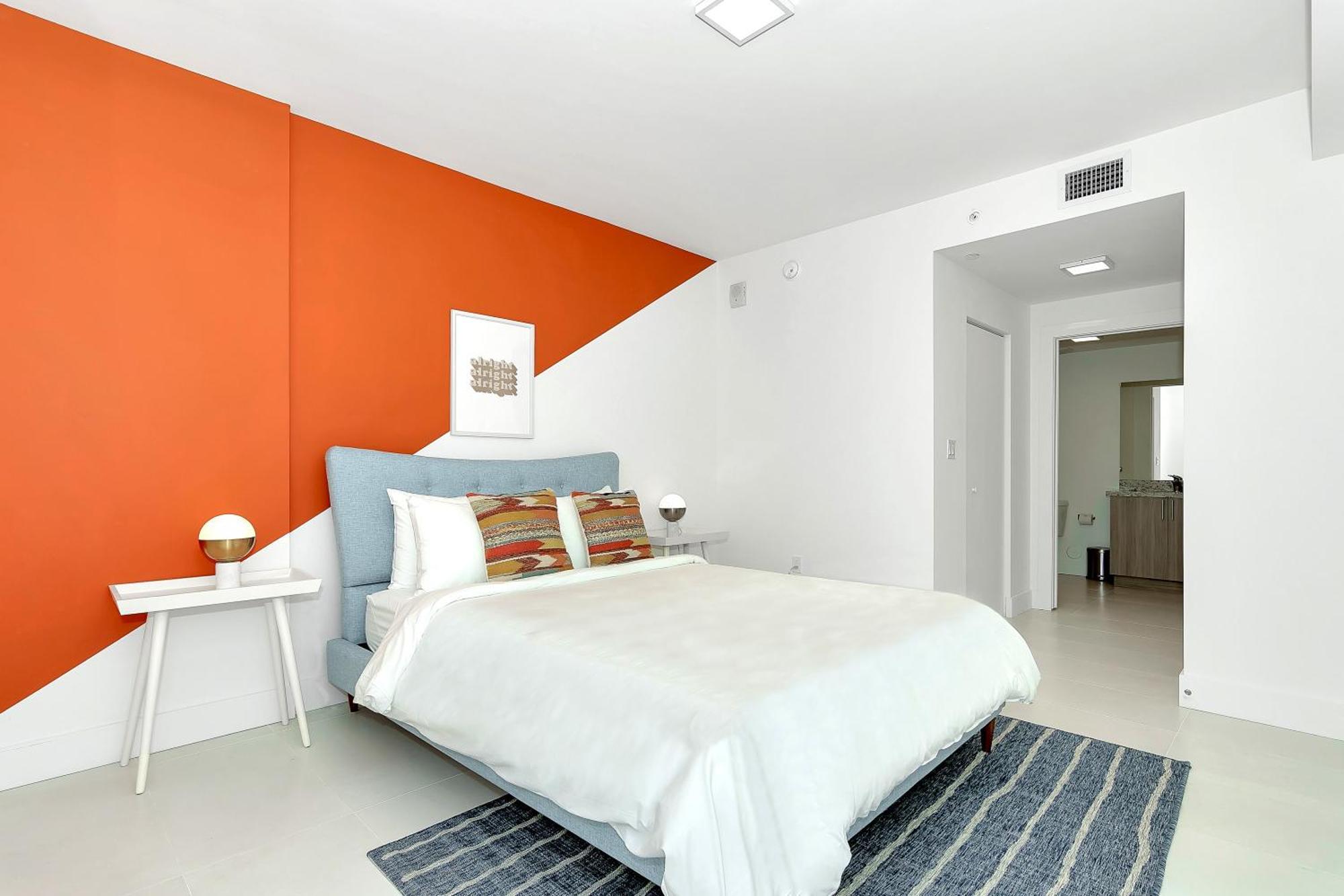 Roami At Grove 27 Apartment Маями Стая снимка