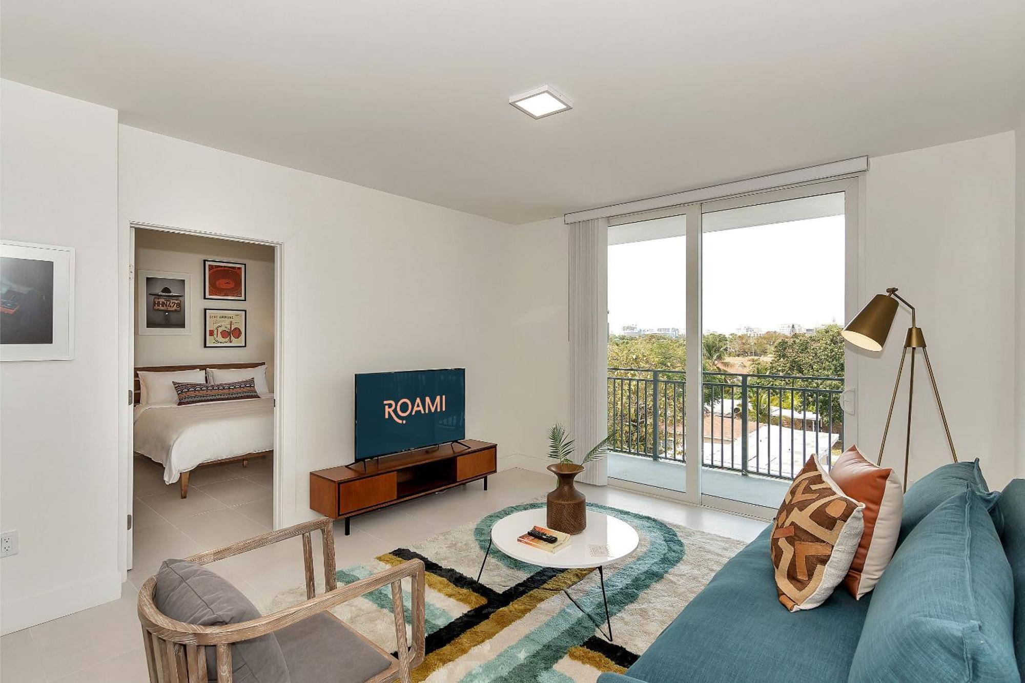 Roami At Grove 27 Apartment Маями Стая снимка